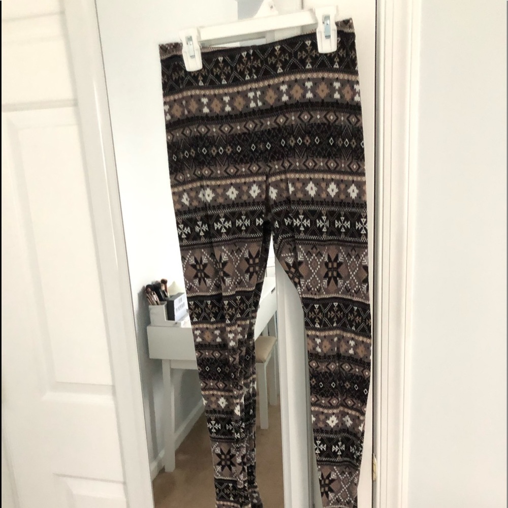 Patterned Sweater Leggings